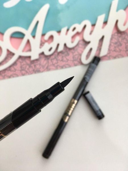 Подводка-фломастер для глаз Eveline Cosmetics Art Professional Make-Up Eyeliner 610255453 фото