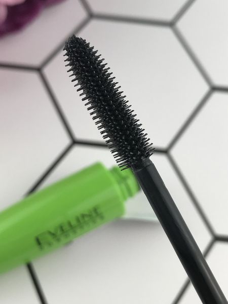 Тушь для ресниц Eveline Cosmetics Big Volume Lash Natural Bio Formula Mascara 645676373 фото
