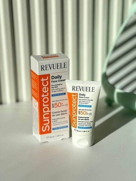 Солнцезащитный увлажняющий крем для лица SPF 50+ Revuele 50мл 2597426511 фото