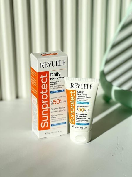 Солнцезащитный увлажняющий крем для лица SPF 50+ Revuele 50мл 2597426511 фото
