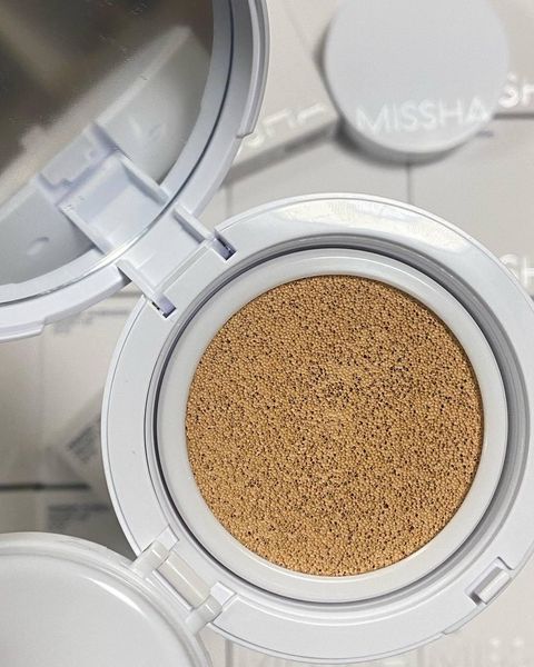 Увлажняющий тонирующий кушон Missha Magic Cushion Moist UP 21 тон 15 мл 2572781654 фото